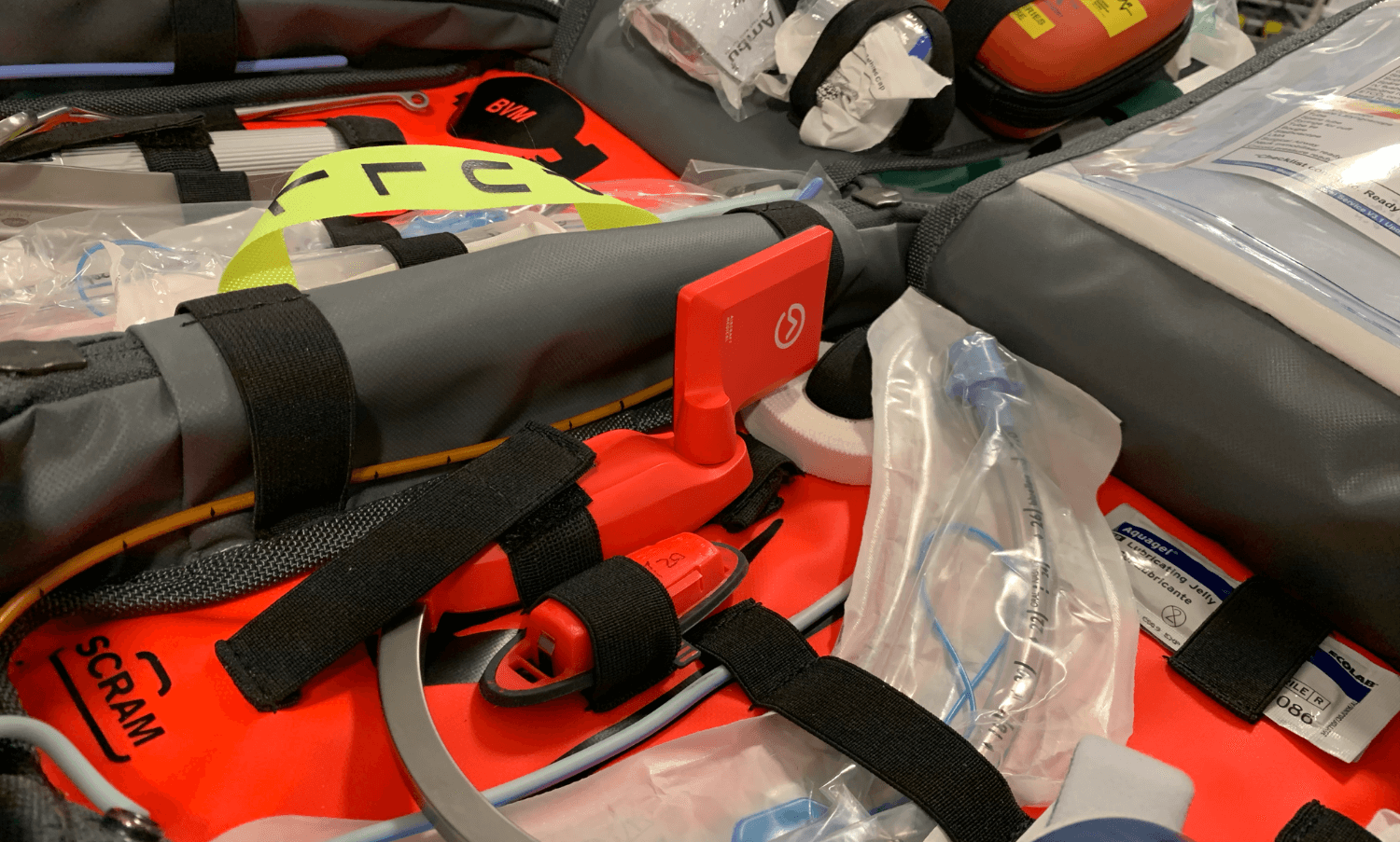 Video-laryngoscopy equipment in the main layout